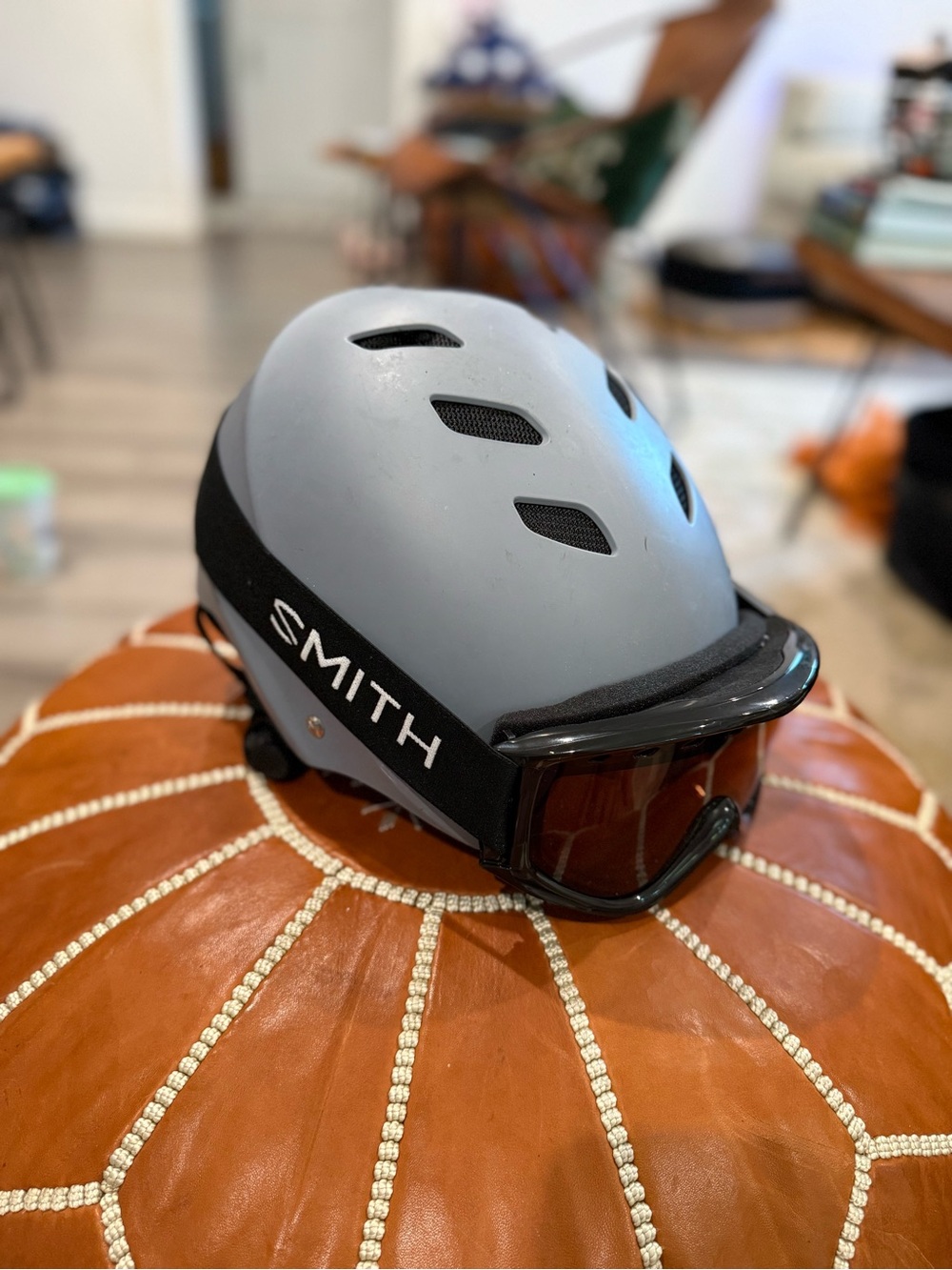 Outdoor Master OM-SN Kelvin Helmet M Gray Adjustable W/Smith Ski Goggles